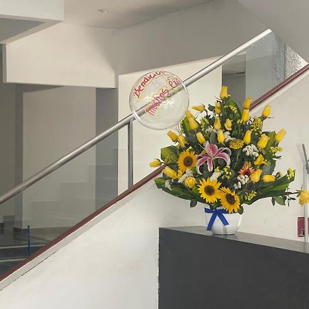 Departamento De Estreno Centro De Mirafores Lima Bagian luar foto
