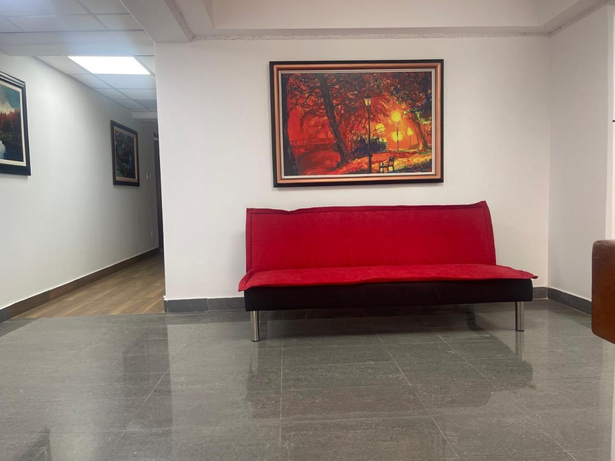 Departamento De Estreno Centro De Mirafores Lima Bagian luar foto